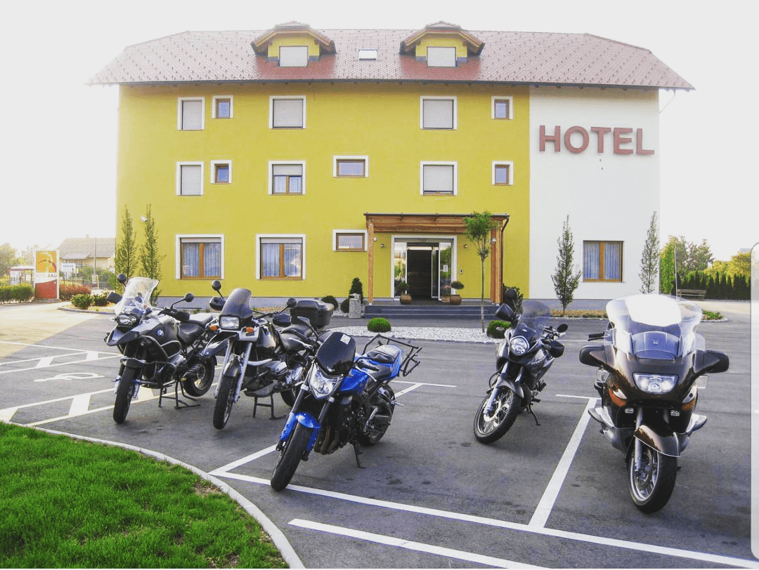 MOTORISTI, DOBRODOŠLI V HOTELU BAU MARIBOR!