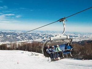 Smučišče Pohorje pri Mariboru pozimi